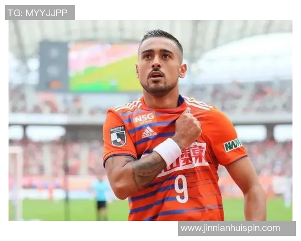 三镇新任主帅莫拉强调球员表现优劣不分年龄重视实力与潜力